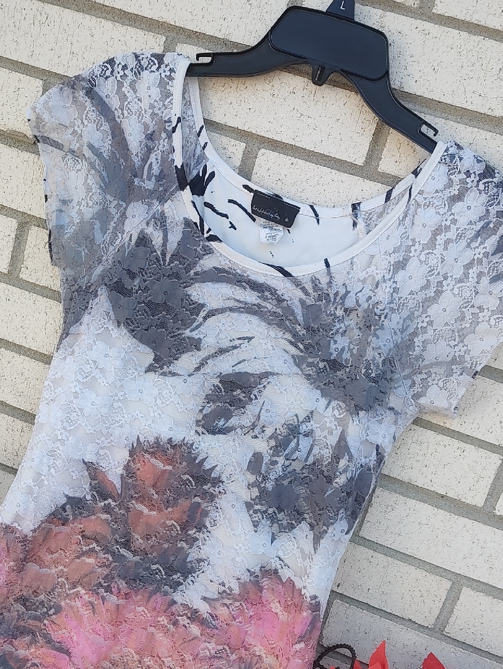 WHITE TOP - Picture 7 of 10